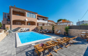 Beautiful Apartment In Biograd Na Moru With Wifi